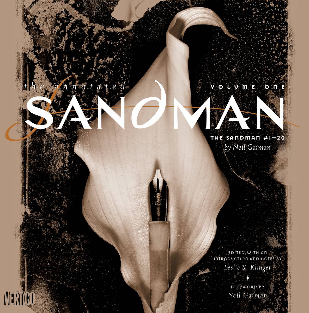 Annotated Sandman HC Vol 01 (2022 Edition)