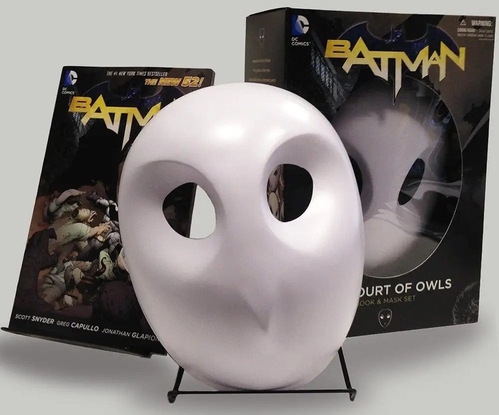 Batman Court Of Owls Book & Mask Set (N52)