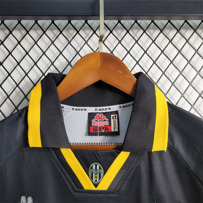Retro 95-97 Juventus Home Jersey