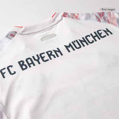 MÜLLER #25 Mens Bayern Munich Away Jersey 2025/26