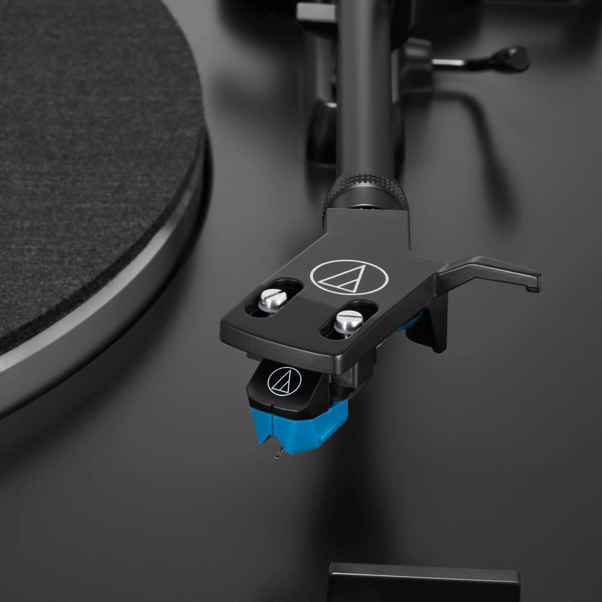 Audio Technica - AT-LP3XBT Fully Automatic Belt-Drive Turntable - Black