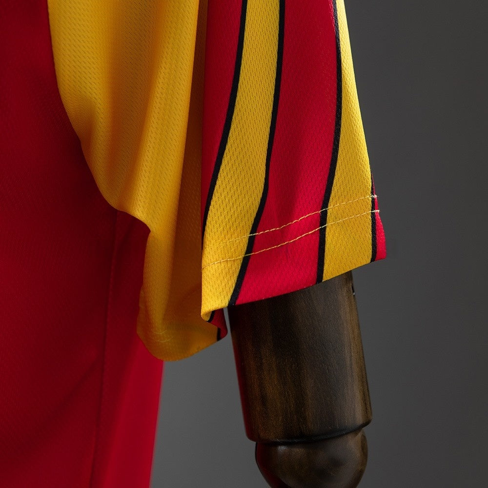 Galatasaray Jersey 1998-99 Home Retro Football Kit
