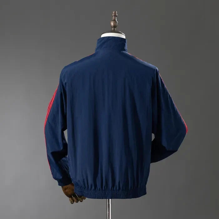 Bayern Munich Windbreaker 2025/26 Reversible Football Kit
