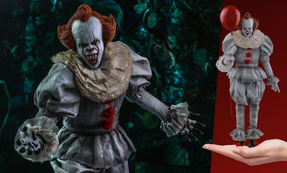 Hot Toys Collectible Figure: IT Chapter Two - Pennywise