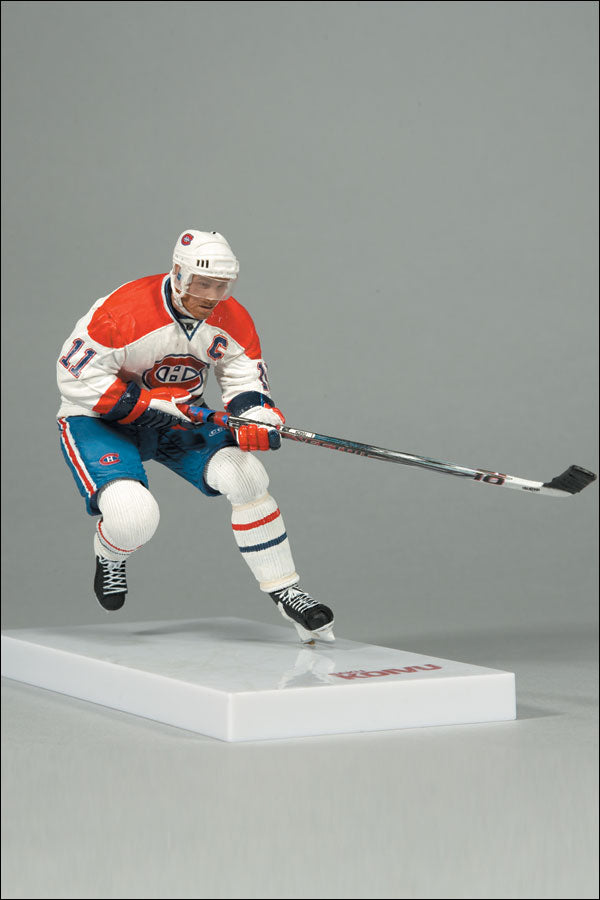 McFarlane NHL Hockey Action Figures: Canadian Exclusive Saku Koivu Canadiens (Sub-Standard Packaging)