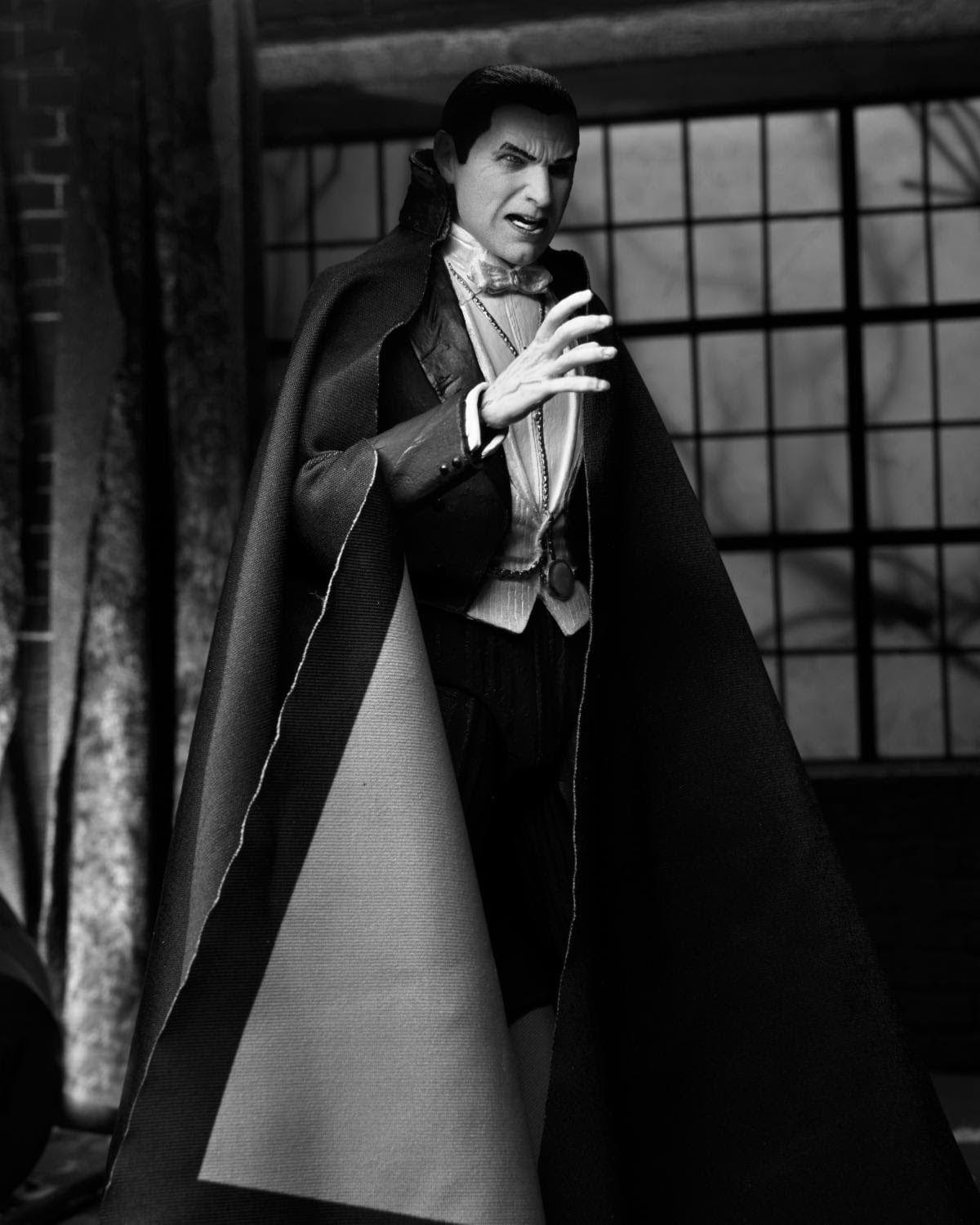 Universal Monsters - 7" Scale Action Figure - Ultimate Dracula (Carfax Abbey)